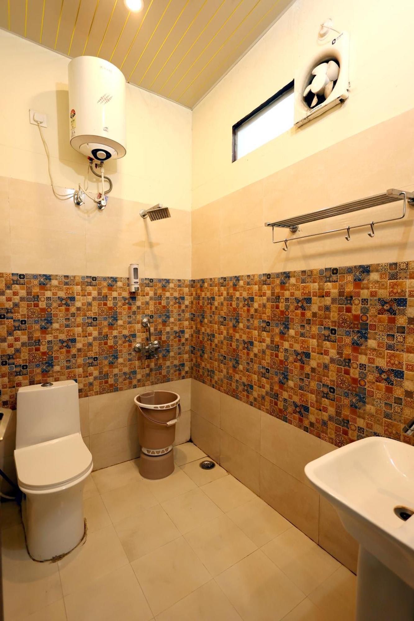 Bhagirathi By Restay Hotels Rishikesh Bagian luar foto